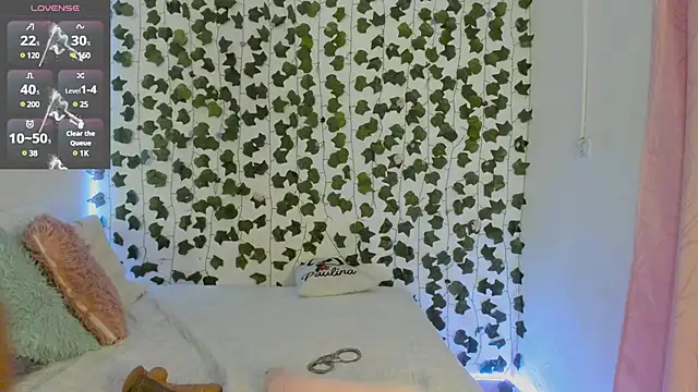 daren paulina online show from March 2, 12:01 pm