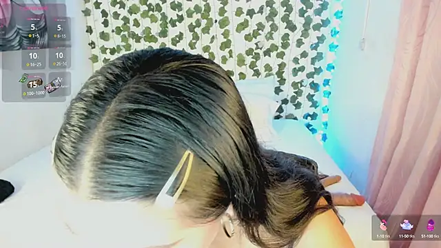 daren paulina online show from September 19, 4:47 am