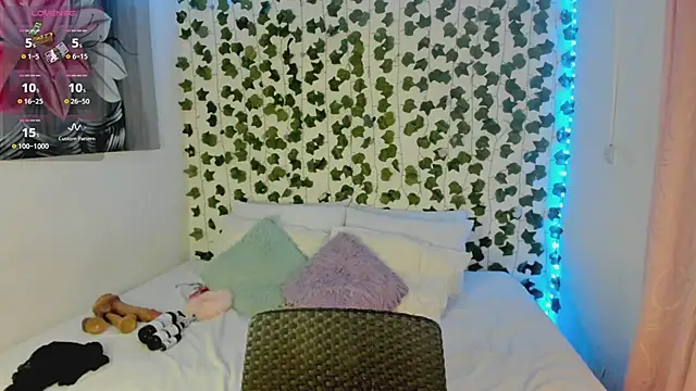 daren paulina online show from October 3, 1:46 am