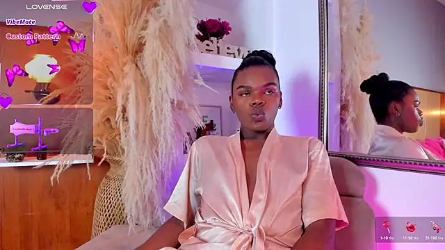 CamiEstrada online show from February 6, 1:05 am