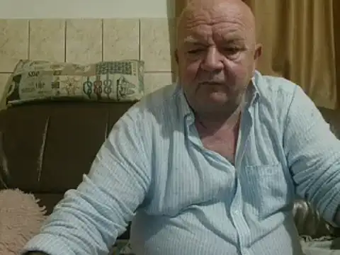 Snapshot of fullballs6 chatting on January 30, 3:55 am fullballs6 online show from January 30, 3:55 am