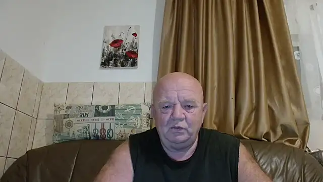 Snapshot of fullballs6 chatting on September 29, 1:22 am fullballs6 online show from September 29, 1:22 am