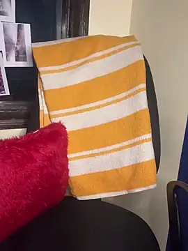 Snapshot of simrann_69 chatting on December 21, 2:37 pm simrann 69 online show from December 21, 2:37 pm