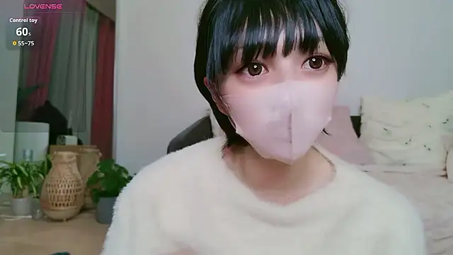 Snapshot of cohaku_329 chatting on January 12, 3:17 pm cohaku 329 online show from January 12, 3:17 pm