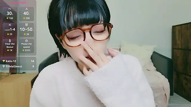 Snapshot of cohaku_329 chatting on March 13, 11:17 am cohaku 329 online show from March 13, 11:17 am