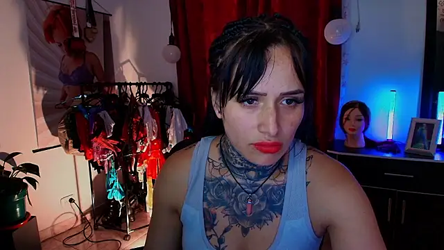 TinnaDawsom online show from January 7, 12:46 am