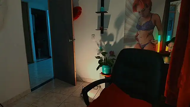 TinnaDawsom online show from March 17, 1:32 am