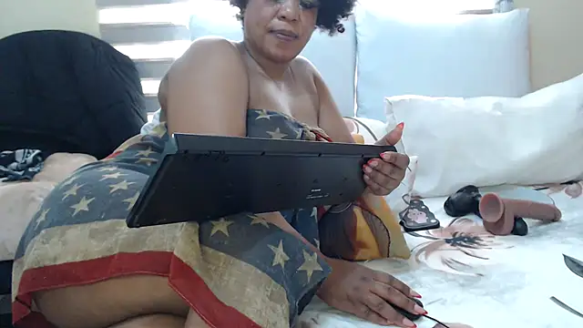 Foxybrownxx1 online show from May 29, 8:23 am