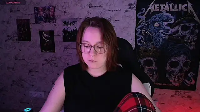 Rudy 02 online show from April 28, 6:57 pm