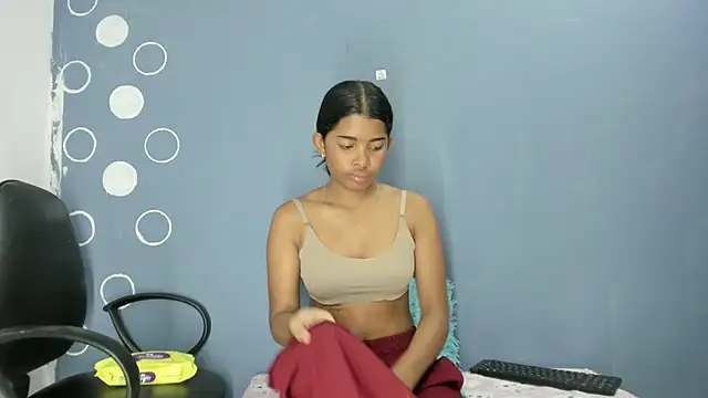 aitanacortes online show from January 10, 8:04 pm