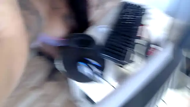 naomi h1 online show from February 18, 7:32 pm