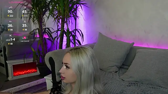 BambiAndAyline online show from January 28, 5:22 am