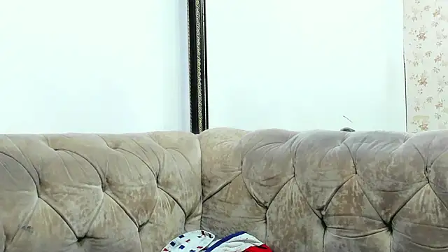 Snapshot of kira_mz chatting on March 21, 6:18 pm kira mz online show from March 21, 6:18 pm