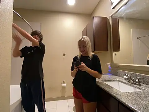 girlfriendmissy online show from December 24, 5:55 pm