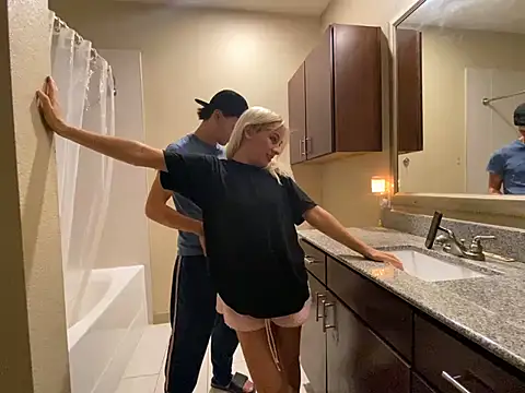 girlfriendmissy online show from February 16, 10:21 pm