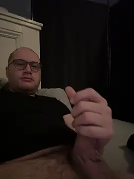 chicostick413 online show from February 9, 1:37 pm