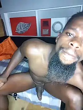 Snapshot of Chocolate_factory_man chatting on January 21, 3:48 am Chocolate factory man online show from January 21, 3:48 am