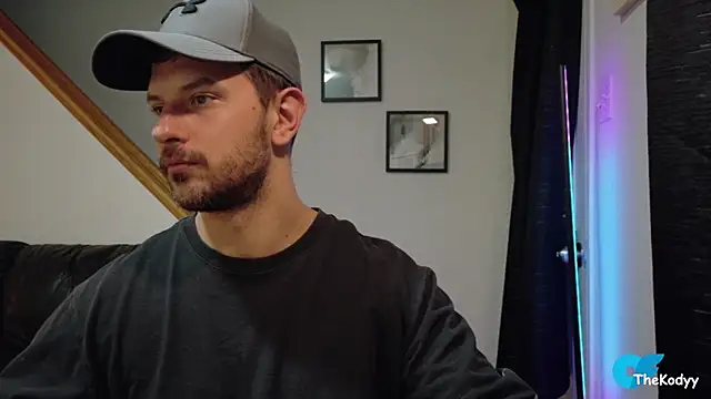 Snapshot of Thekodyy chatting on April 14, 9:15 am Thekodyy online show from April 14, 9:15 am