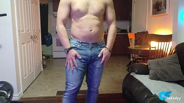 Snapshot of Thekodyy chatting on April 16, 9:32 am Thekodyy online show from April 16, 9:32 am