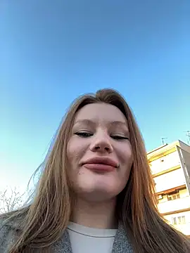 Snapshot of justmila chatting on December 19, 2:24 pm justmila online show from December 19, 2:24 pm