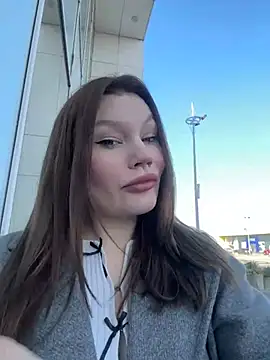 Snapshot of justmila chatting on February 5, 11:12 am justmila online show from February 5, 11:12 am