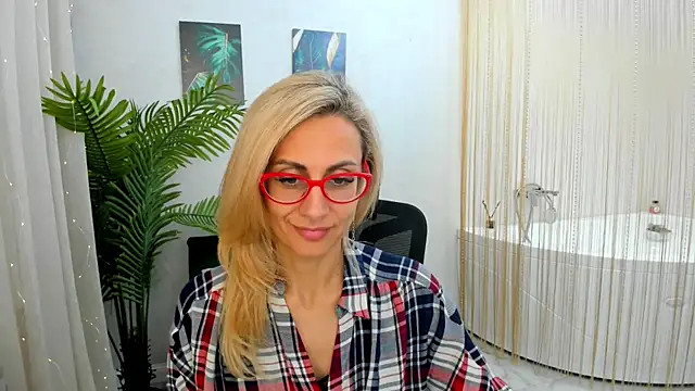 MuseOfStage online show from February 24, 2:48 pm