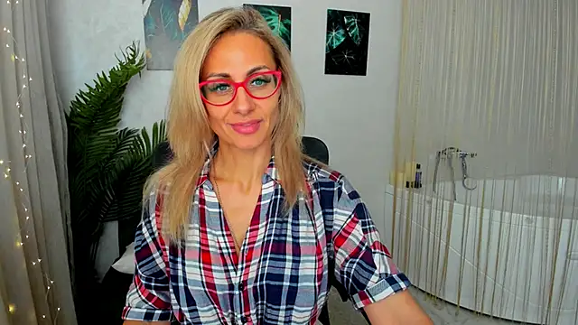 MuseOfStage online show from October 9, 11:30 am