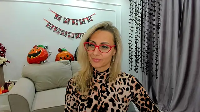 MuseOfStage online show from October 19, 11:44 am