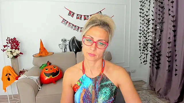 MuseOfStage online show from October 28, 11:47 am