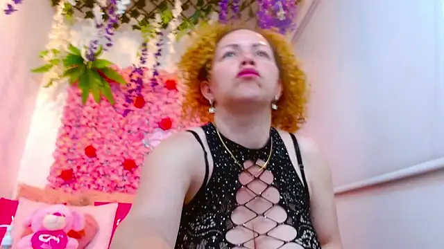 BLONDE SEXYHOT online show from October 15, 4:34 am