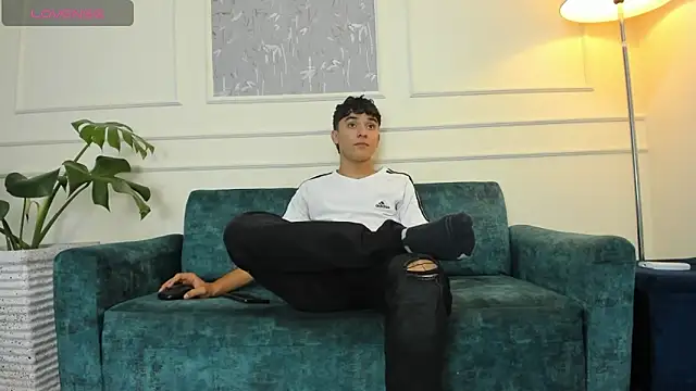 Austin Cardieff online show from January 7, 2:53 am