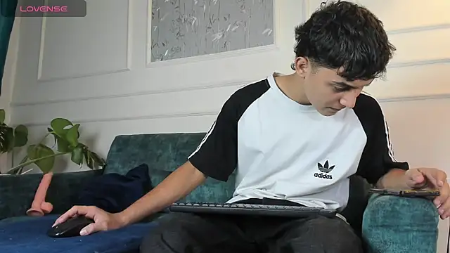 Austin Cardieff online show from March 20, 3:13 am