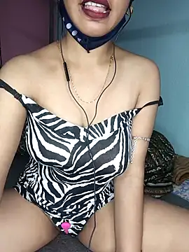 wild bong queen online show from December 23, 2:28 pm