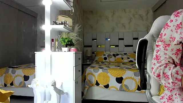 Snapshot of cherryfox88 chatting on September 16, 12:55 am cherryfox88 online show from September 16, 12:55 am