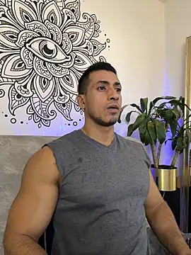 aaroncolombia online show from October 29, 10:44 pm