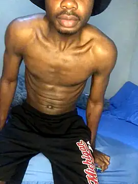 Snapshot of kinglorad chatting on November 21, 9:35 pm kinglorad online show from November 21, 9:35 pm