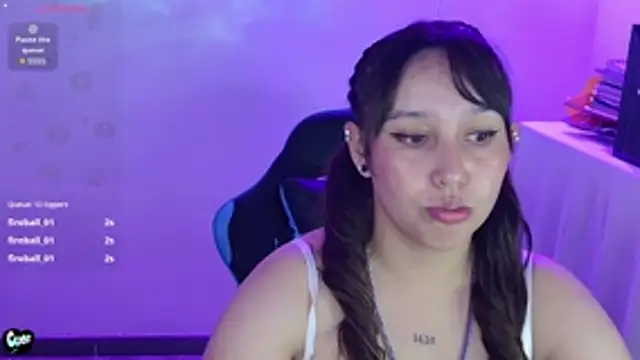 Snapshot of Skarlet_Adams28 chatting on July 15, 10:48 pm Skarlet Adams28 online show from July 15, 10:48 pm