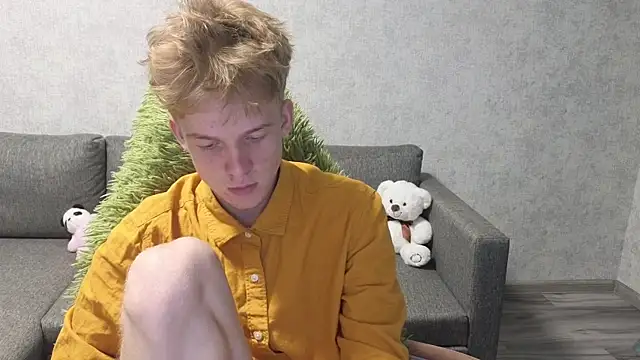 Snapshot of sweetserenity5 chatting on September 13, 3:45 pm sweetserenity5 online show from September 13, 3:45 pm