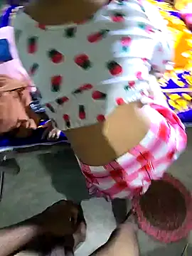 Snapshot of hotbaby_5 chatting on January 7, 8:03 am hotbaby 5 online show from January 7, 8:03 am