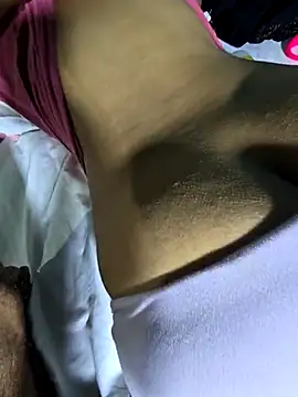 Snapshot of hotbaby_5 chatting on March 4, 12:07 am hotbaby 5 online show from March 4, 12:07 am