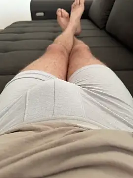 w12er online show from March 15, 12:22 pm