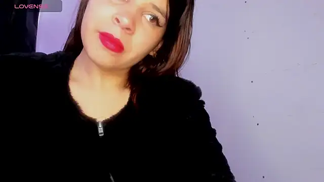 Snapshot of silviamilk chatting on July 6, 8:00 pm silviamilk online show from July 6, 8:00 pm