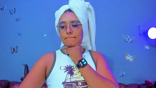 Kaira mosse online show from April 29, 11:47 am