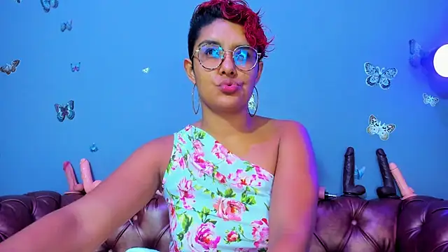 Kaira mosse online show from May 1, 11:04 am