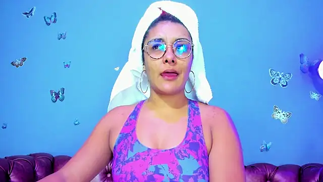 Snapshot of Kaira_mosse chatting on May 10, 11:37 am Kaira mosse online show from May 10, 11:37 am