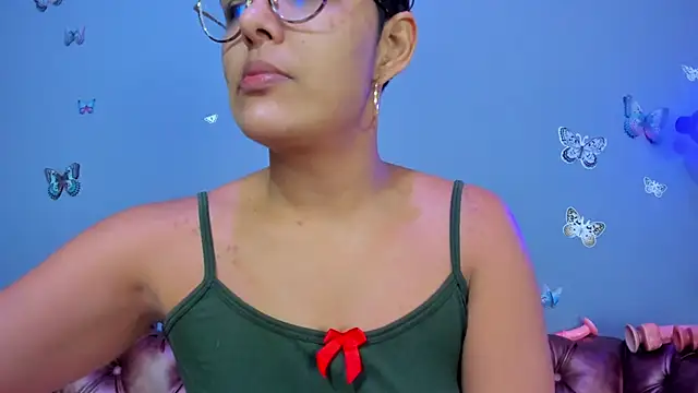 Snapshot of Kaira_mosse chatting on June 5, 11:49 am Kaira mosse online show from June 5, 11:49 am