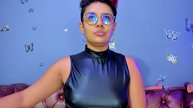 Snapshot of Kaira_mosse chatting on June 24, 11:42 am Kaira mosse online show from June 24, 11:42 am