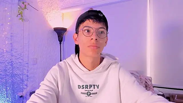 alexandersawyer online show from January 9, 12:19 pm