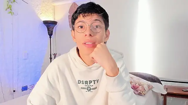 alexandersawyer online show from January 11, 1:22 pm