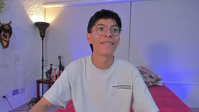 alexandersawyer online show from March 10, 3:45 am